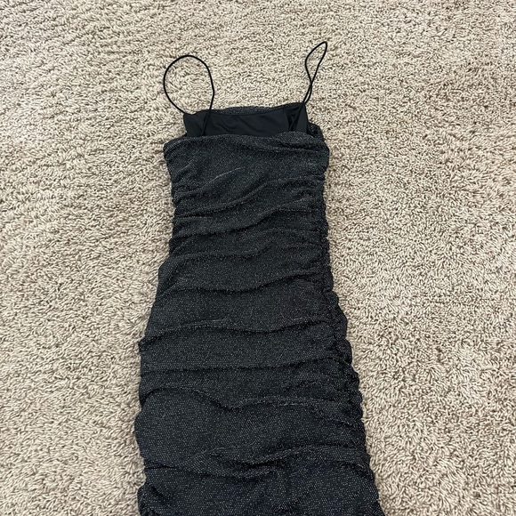 Princess Polly homecoming black dress - Picture 2 of 4